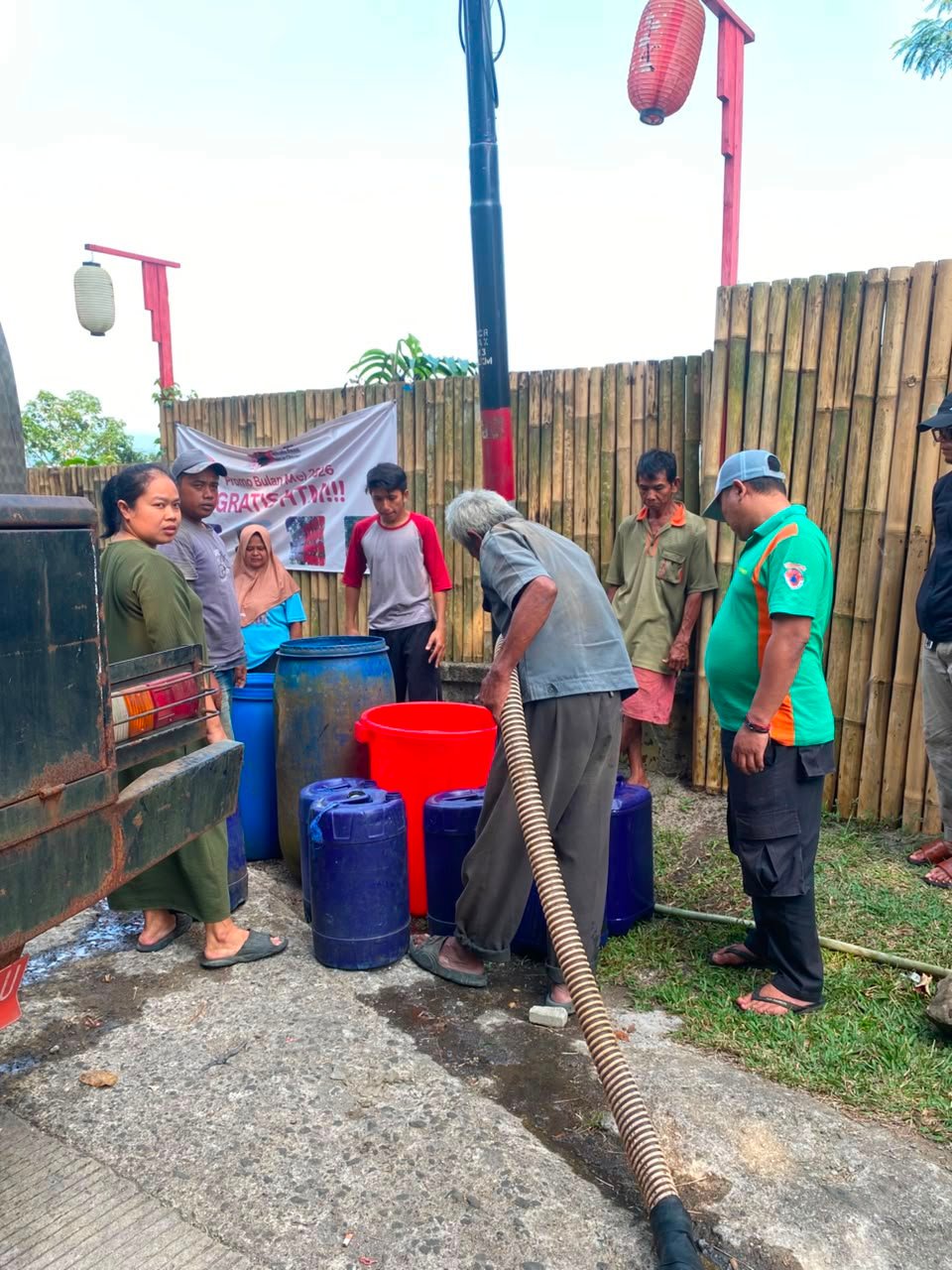 Kemarau Panjang Picu Kekeringan di Cicurug Sukabumi, Ratusan KK Kesulitan Air Bersih